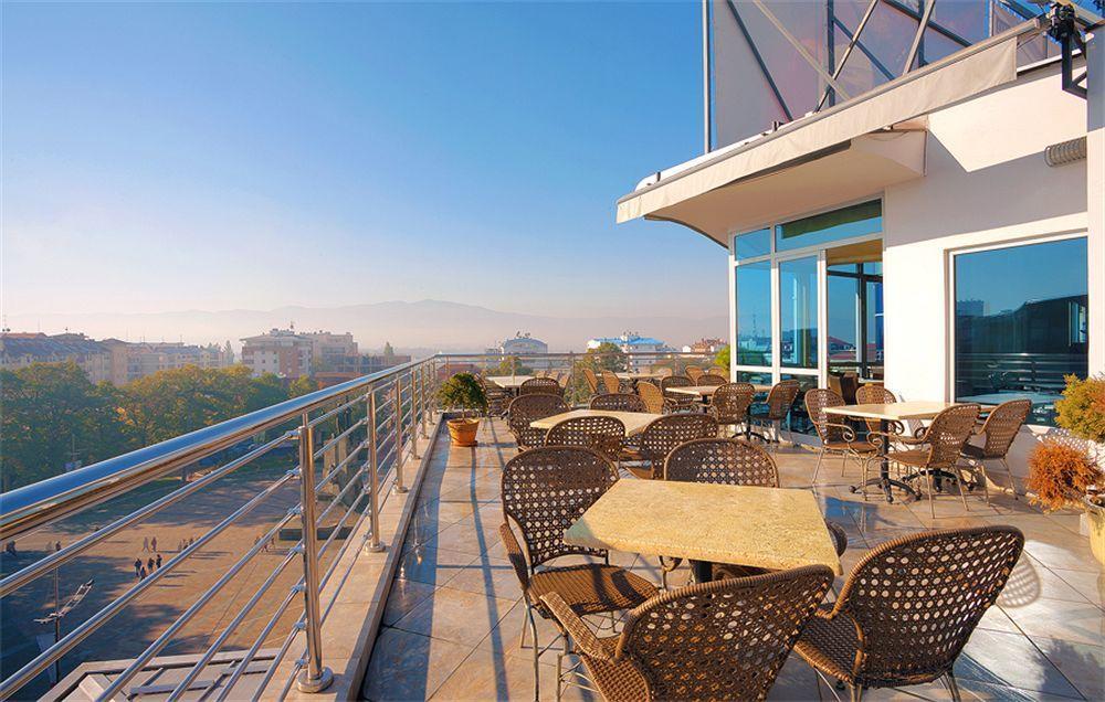 Hotel Turist Кралево Ресторан фото