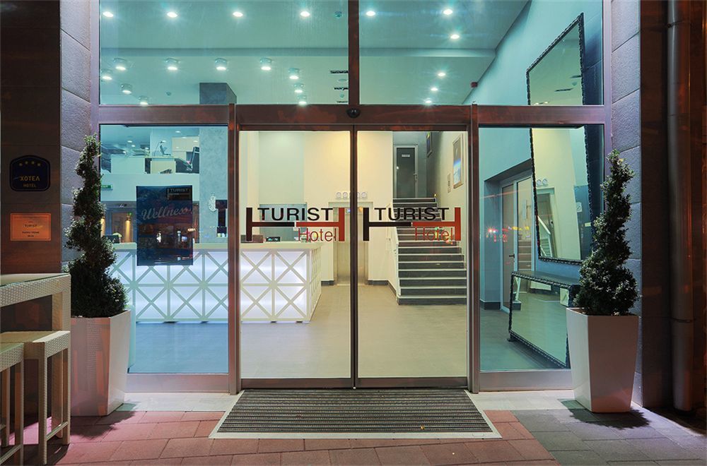 Hotel Turist Кралево Интерьер фото